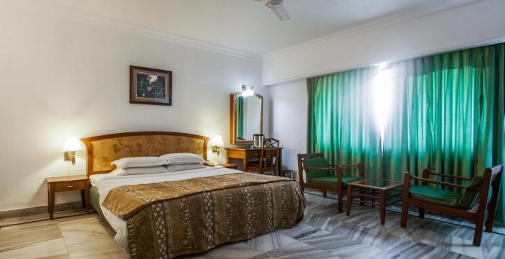 Hotel Chariot Ченнаї Екстер'єр фото