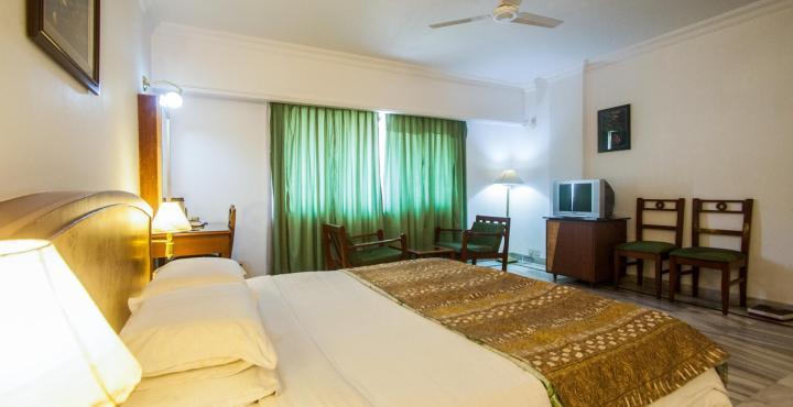 Hotel Chariot Ченнаї Екстер'єр фото